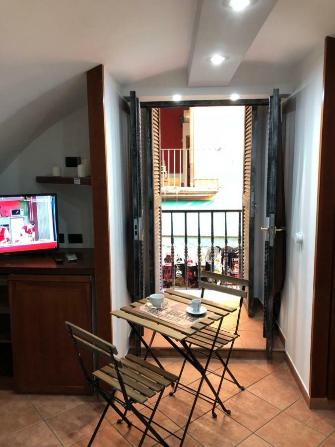 Home in love: balconcino spaccanapoli Esterno foto